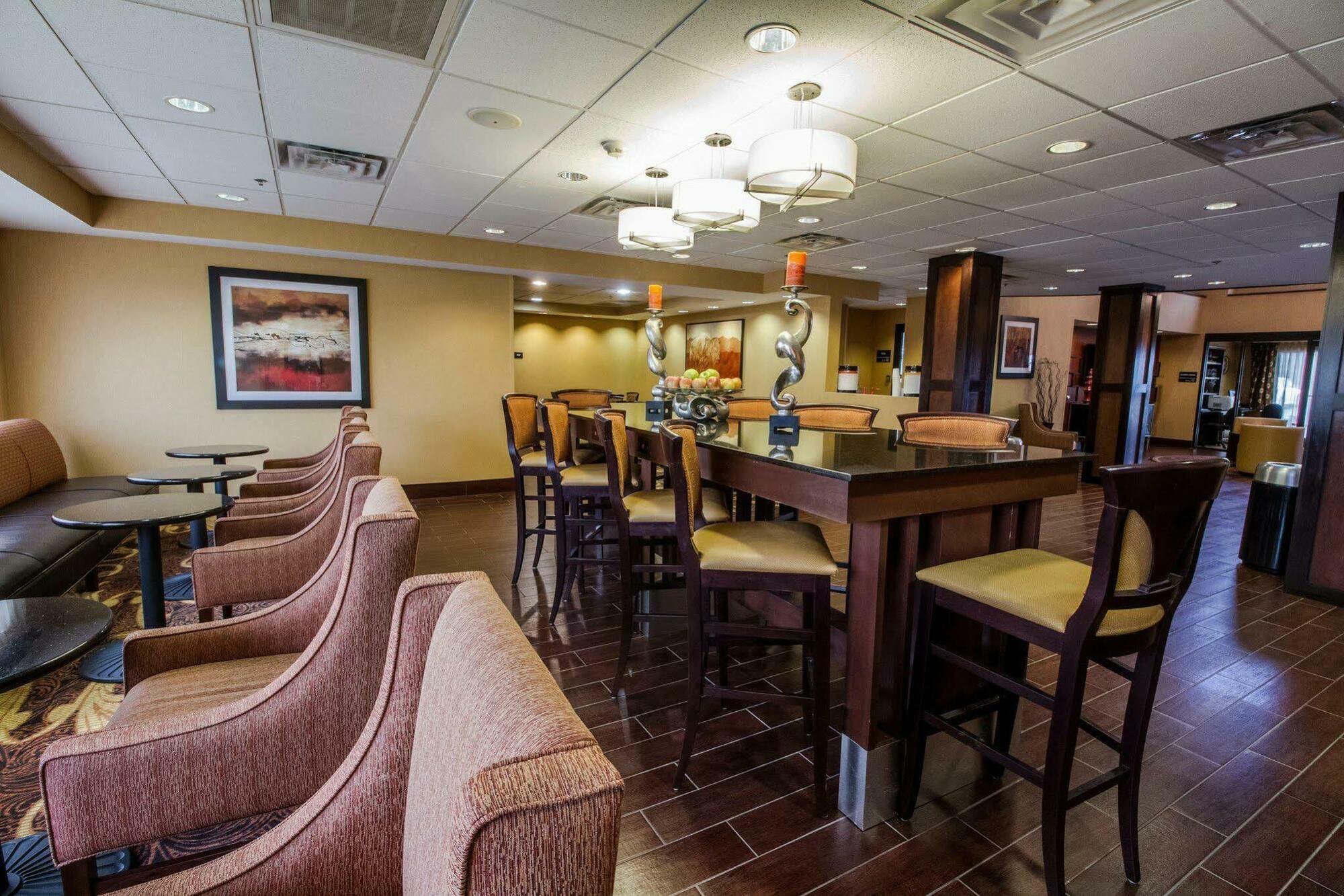 Hampton By Hilton Oklahoma City I-40 East- Tinker Afb Midwest City Extérieur photo
